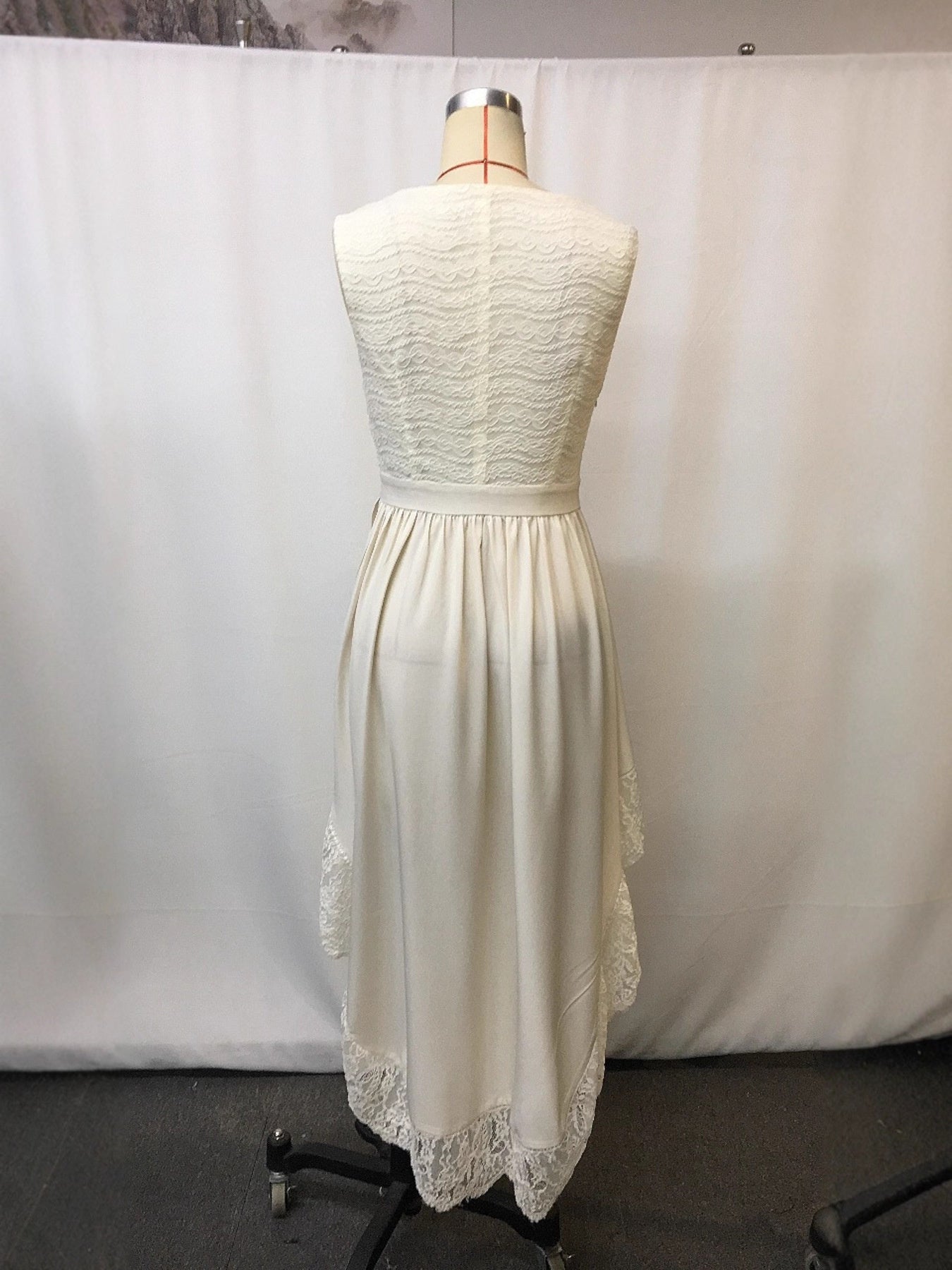 0e0bd5af15dd42e68f7e7bbe24e9ba9d-Max