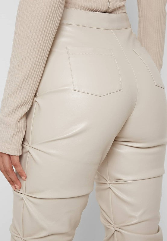 THE SEXY PANTS in Cream