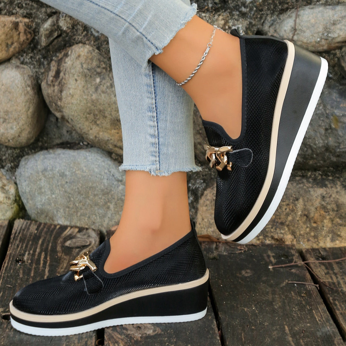 7537b370-5882-4619-9d7a-0c6b8a83466b-Max