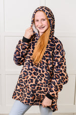 Kids Oversized Hoodie Blanket in Leopard