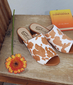 Richwood Peeptoe Tan and White Cowhide Slide