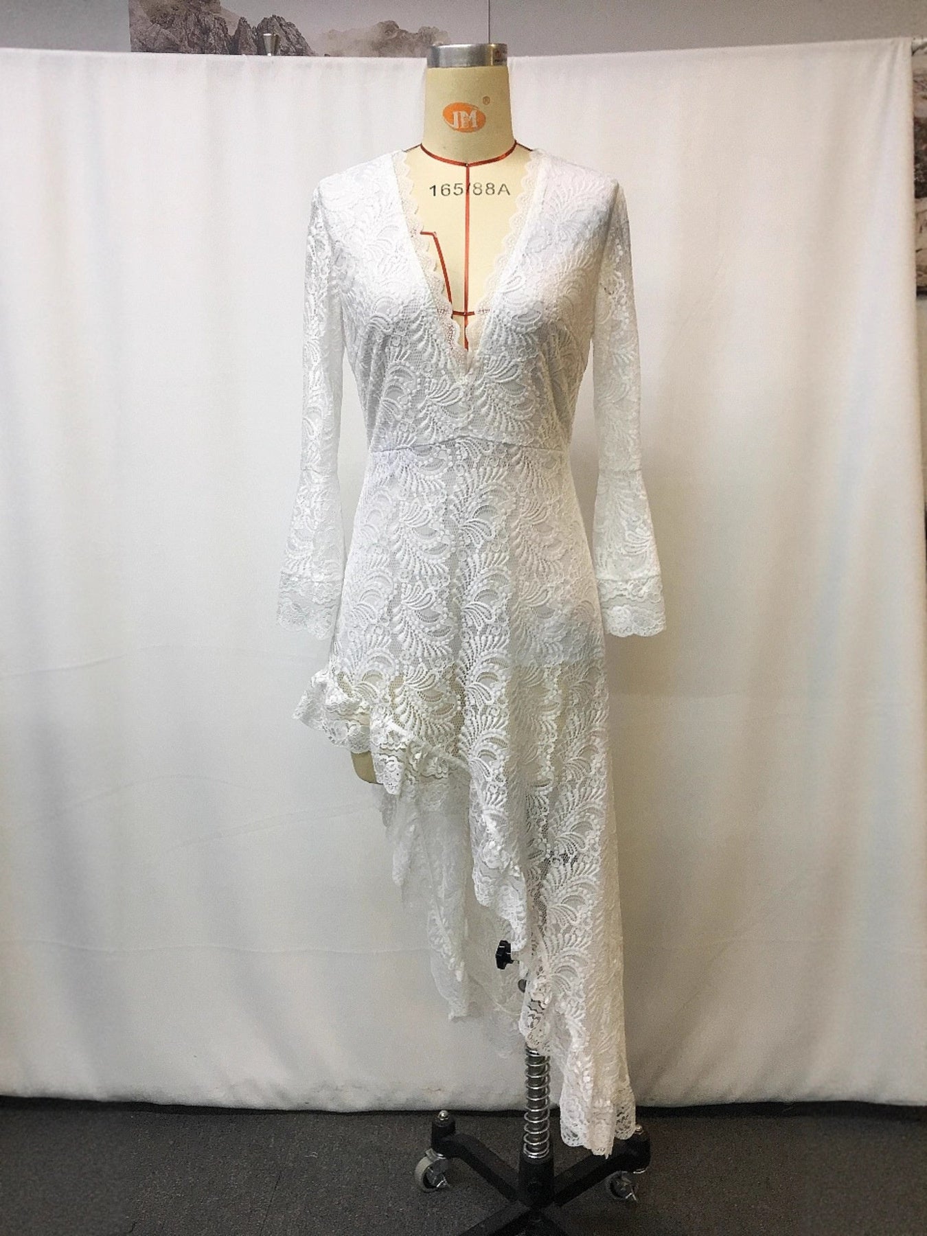 e9ec03dcb6784ba7815759ef4585fb26-Max