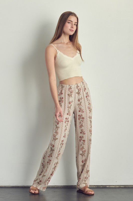 Palazzo pants in floral rayon gauze